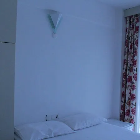 Kosk Hotell *